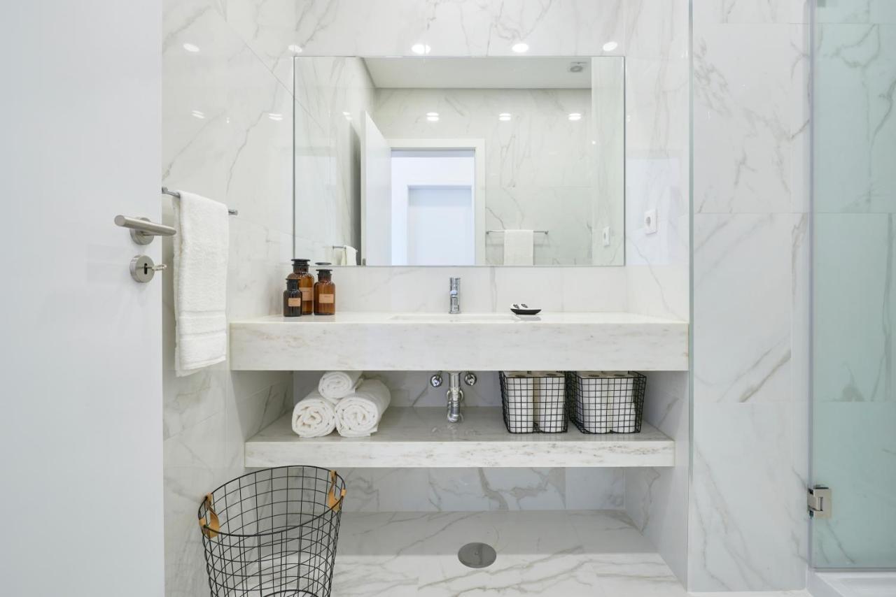 Deluxe Apt At Amazing Prime Location, By Timecooler Lisbon Luaran gambar