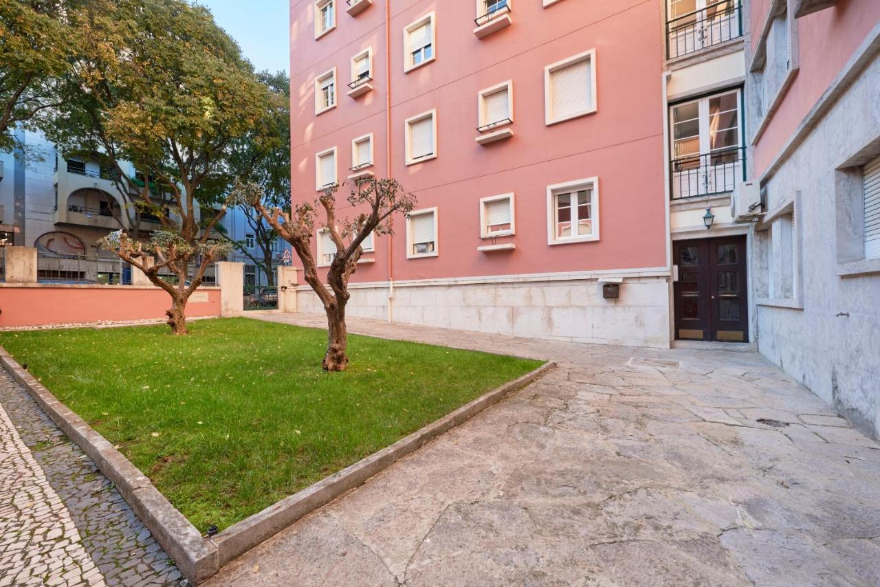 Deluxe Apt At Amazing Prime Location, By Timecooler Lisbon Luaran gambar